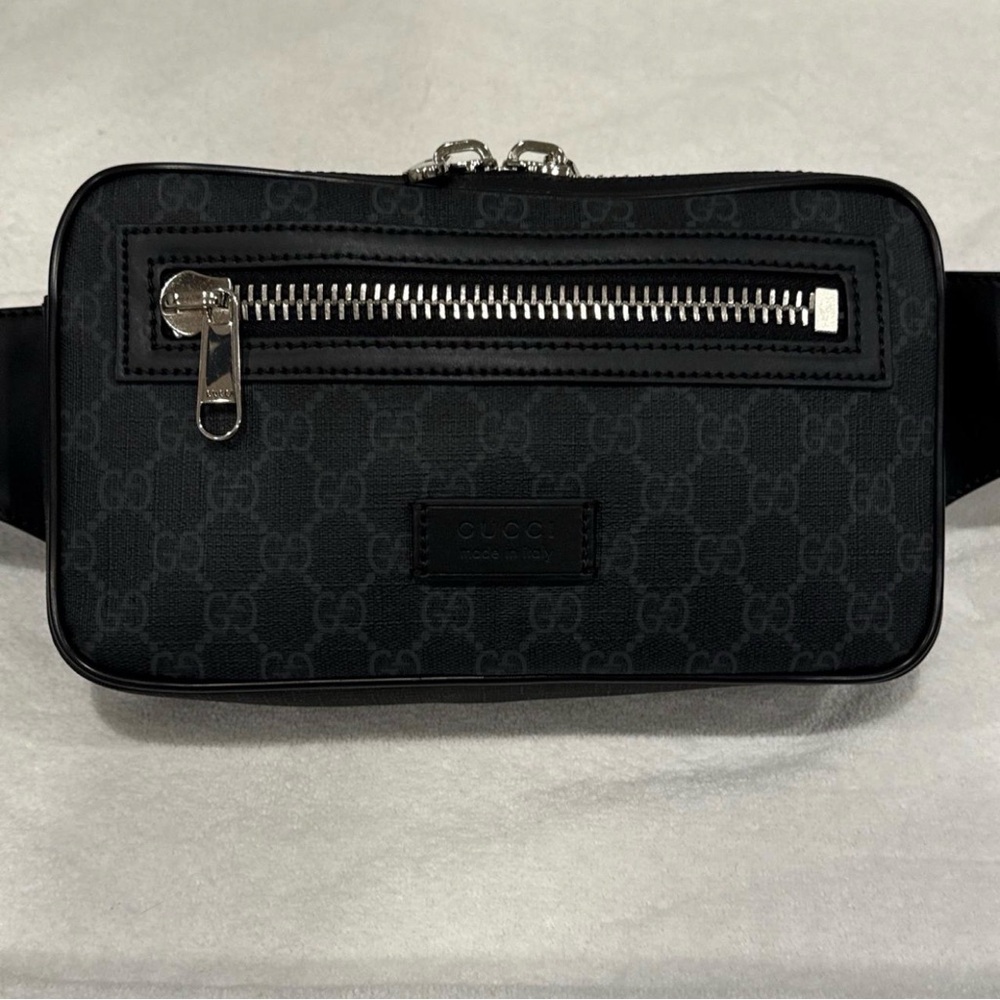 Gucci GG Supreme Canvas Belt Bag
